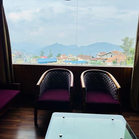 Poppys Pleasant Stay Kodaikanal Buitenkant foto