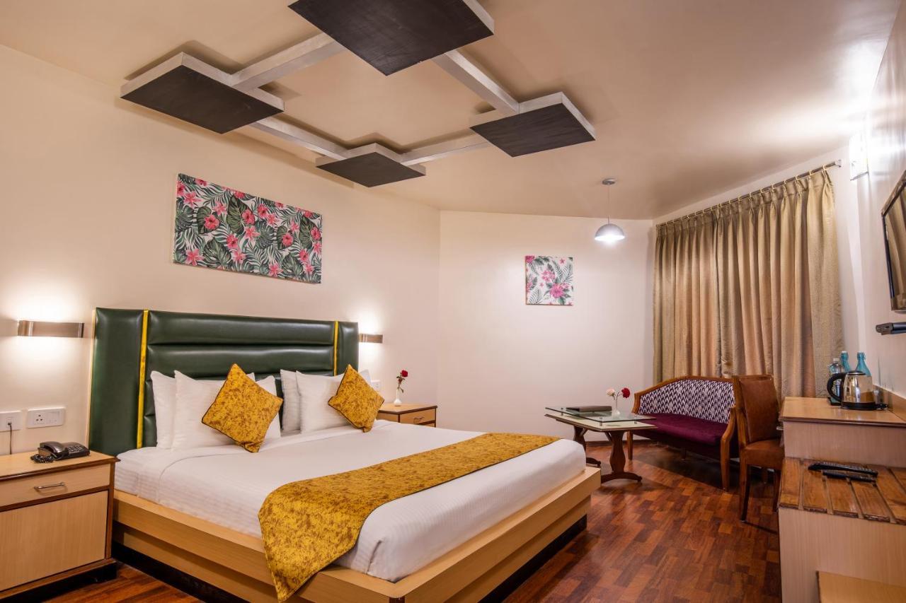 Poppys Pleasant Stay Kodaikanal Buitenkant foto