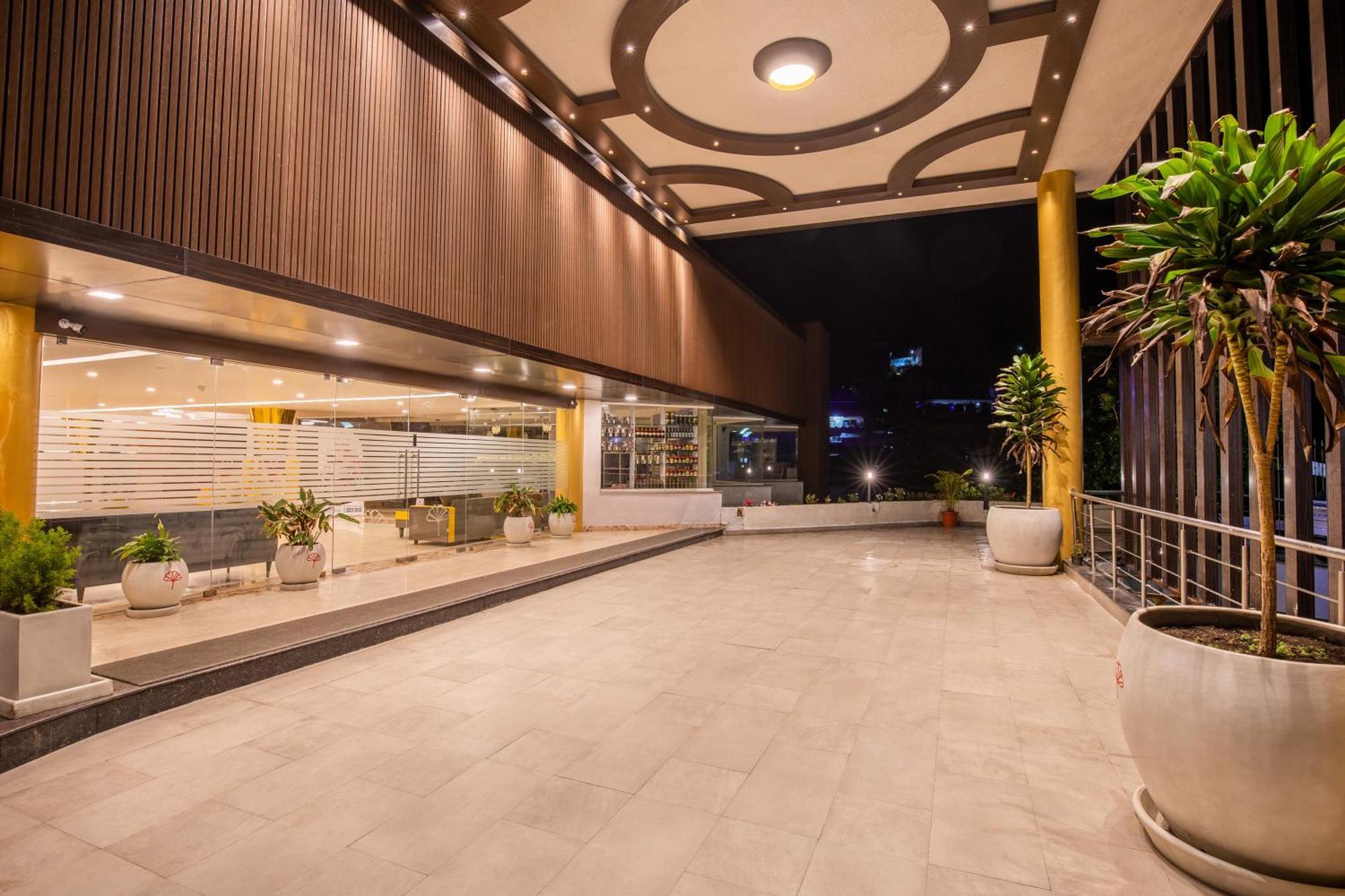 Poppys Pleasant Stay Kodaikanal Buitenkant foto